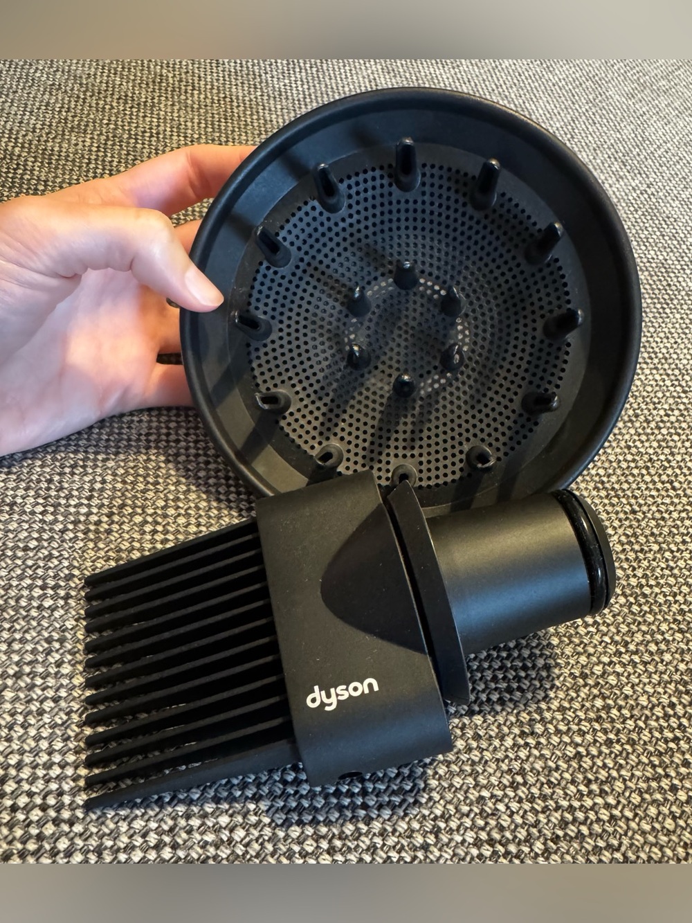 Dyson Hairdryer 2 Attachments